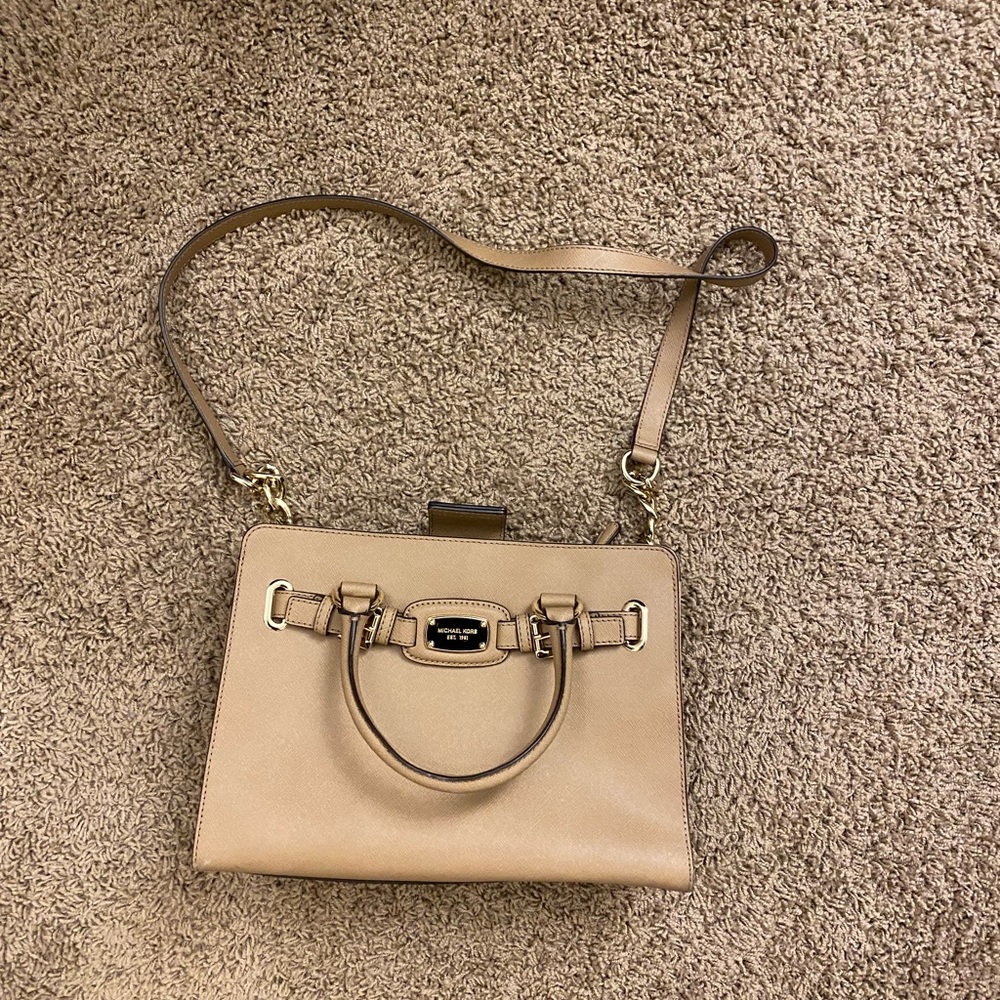 Micheal Kors Purse